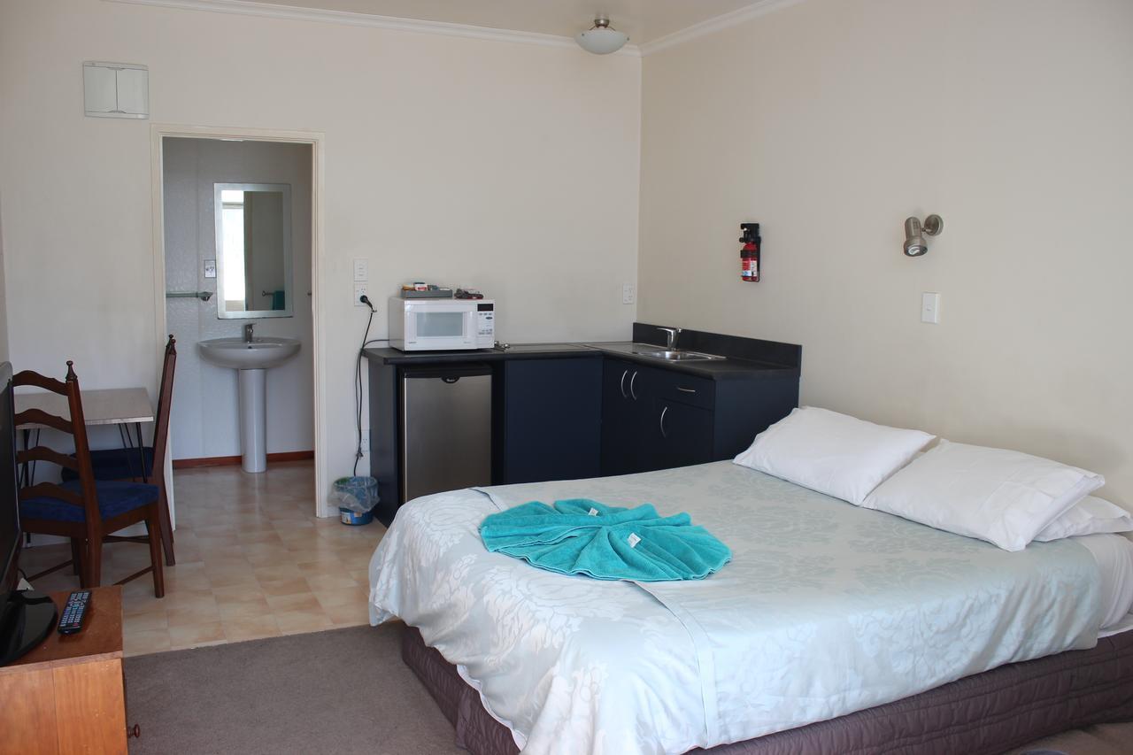 Ranui Motel โอโพทิกิ ภายนอก รูปภาพ